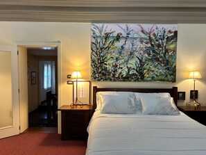 2 Schlafzimmer, Schreibtisch, Bügeleisen/Bügelbrett