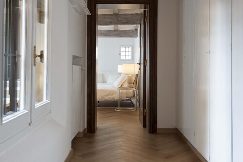 Frame Bologna [Superior suite with ensuite bathroom]