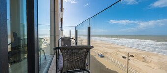 Beautiful apartment with stunning sea view