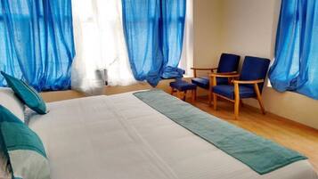 1 Schlafzimmer, Bügeleisen/Bügelbrett, Bettwäsche