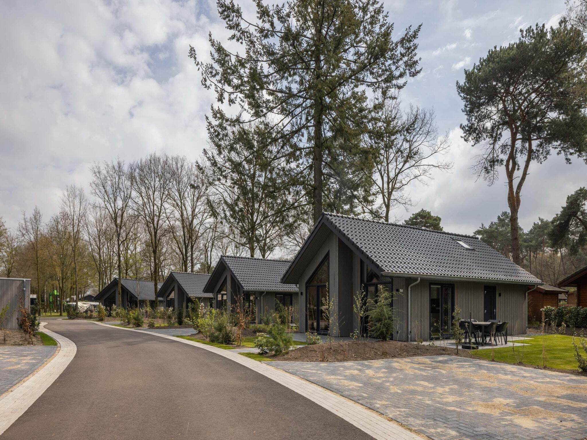 Außenseite Ferienhaus [Sommer]