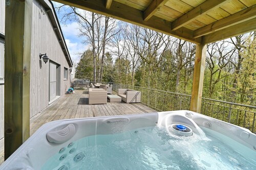 Holiday Home in Durbuy with Hot Tub & Sauna