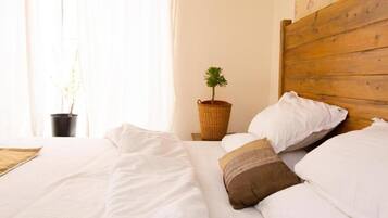 1 bedroom, iron/ironing board, bed sheets