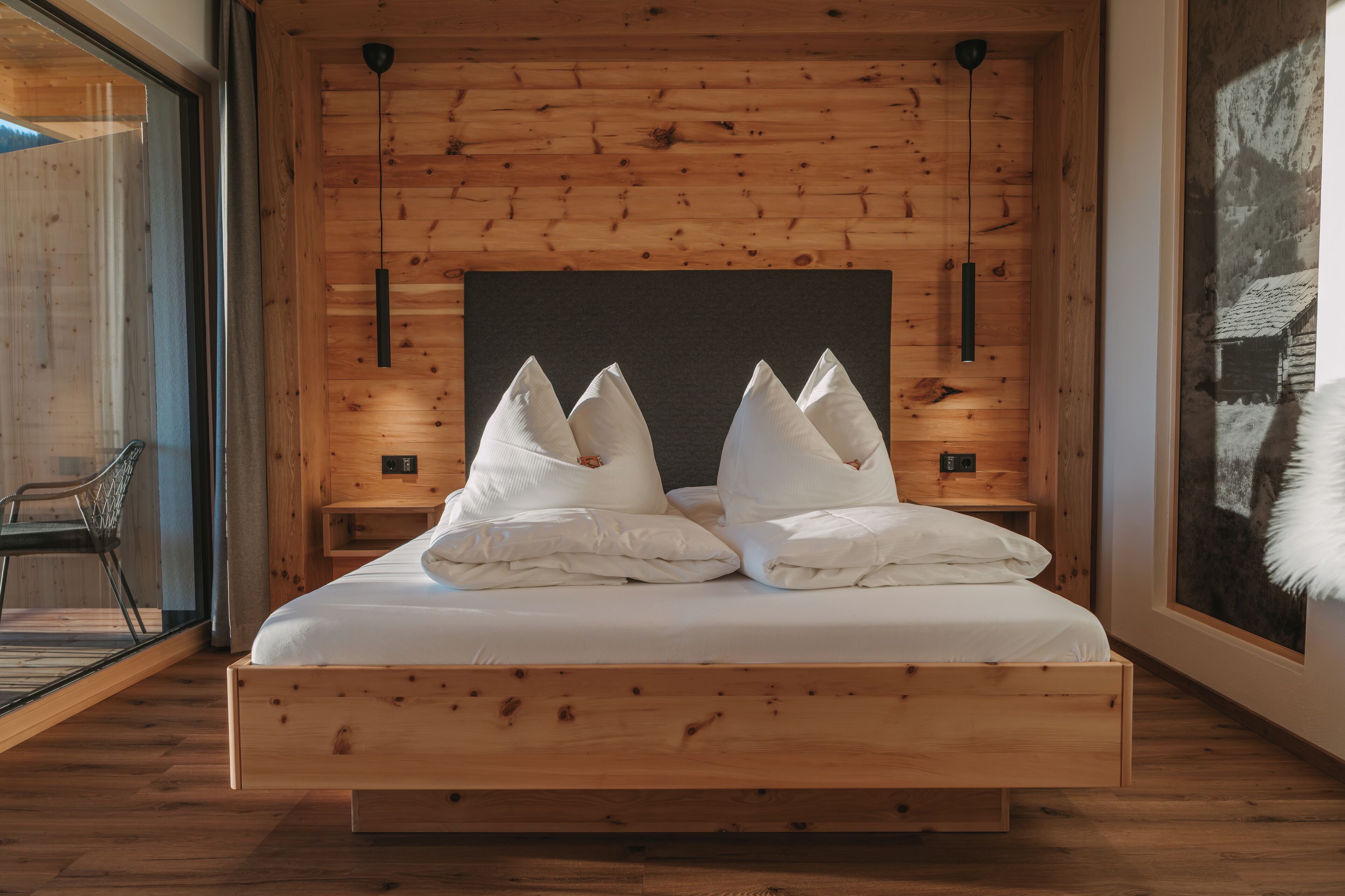 Caja de seguridad en la habitación y decoración personalizada 