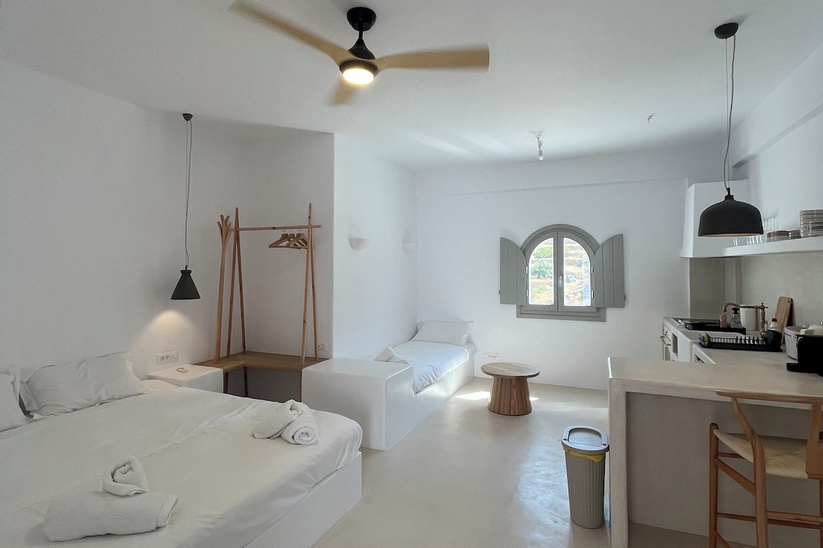 Kalamos | Living area