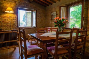 Dining - Farmhouse in Tuscany with Pool & Scenic Views (Montaione)