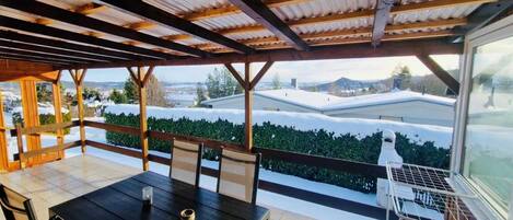 屋外ダイニングエリア