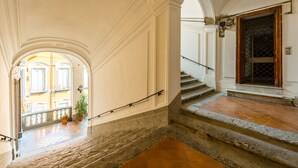 House - Palazzo Maddaloni Sweet Home By Napoliapartments (Naples)