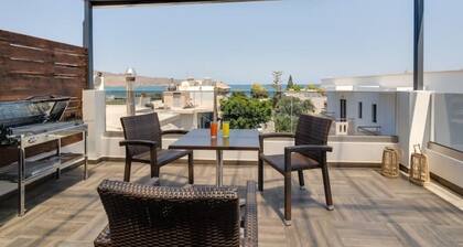 đŽ Villa Cicada: Steps from the Beach + Free Car & Sea View Retreat đđ