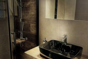 Dusche, Haartrockner, Seife