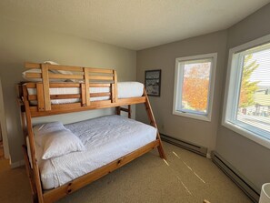 2 chambres, Wi-Fi gratuit, draps fournis
