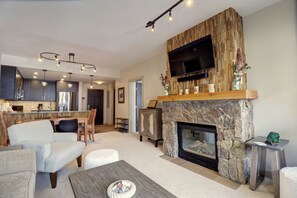 Smart-tv en een open haard