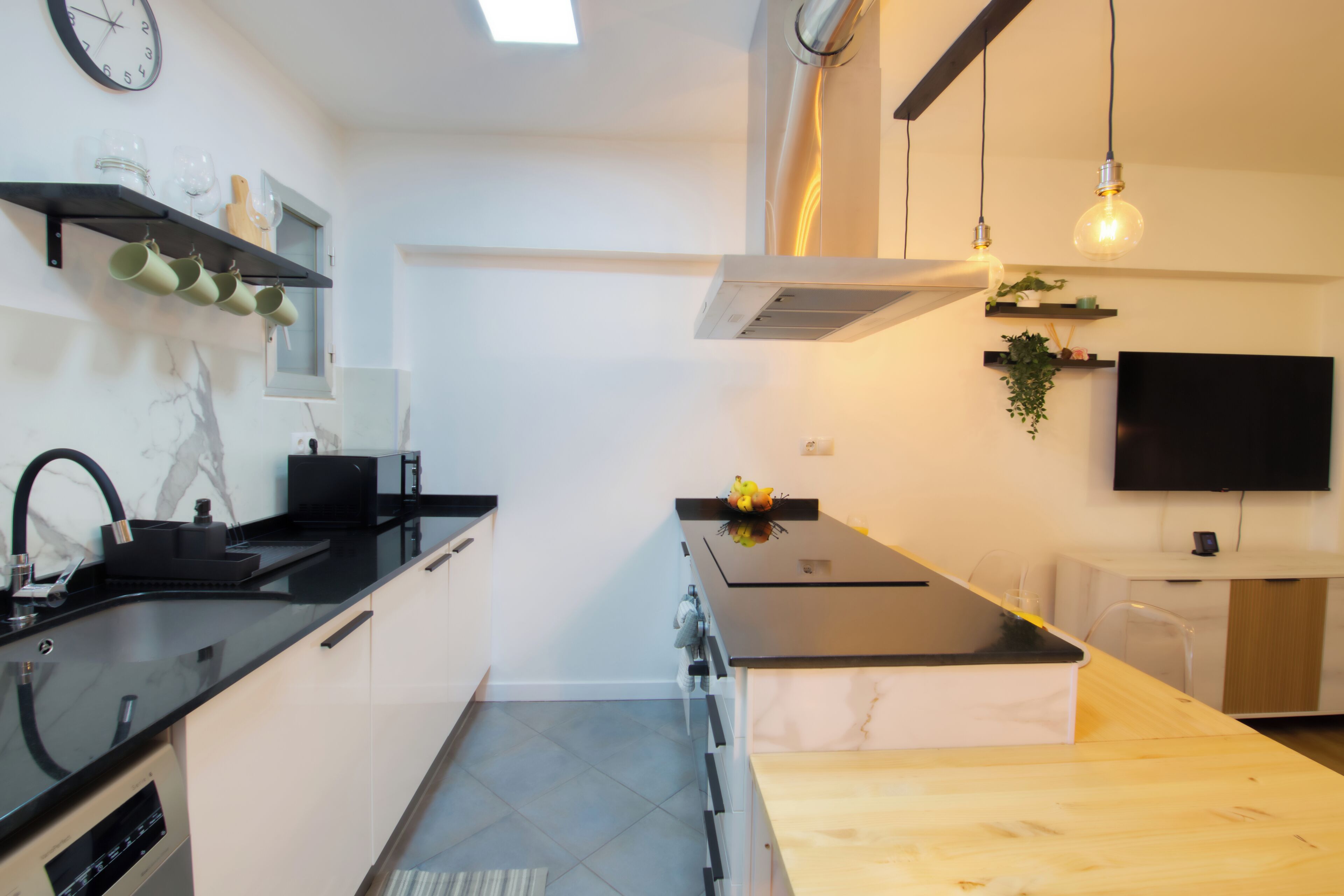Appartamento Premium, 1 camera da letto | Cucina privata | Frigorifero con congelatore, microonde, forno, piano cottura