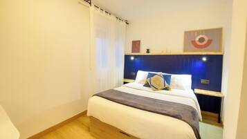 Deluxe appartement, 1 slaapkamer | 1 slaapkamer, lakens van Egyptisch katoen, luxe beddengoed, donsdekens