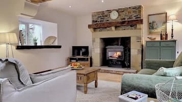 TV connectée, cheminée