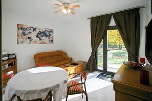 TV, DVD player, stereo