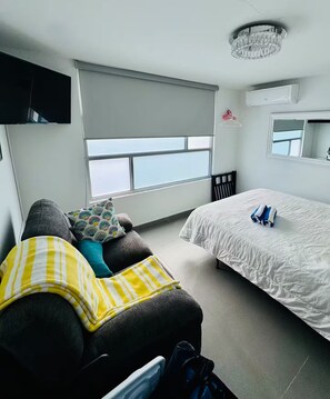 1 bedroom, WiFi, bed sheets