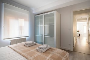 2 bedrooms, iron/ironing board, WiFi, bed sheets - Apartamento Atalaya en el centro (Santander)