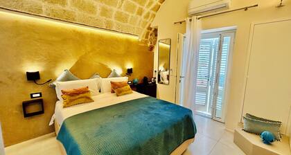 La Piazzetta Spa Room, a charming central accommodation with a private pool