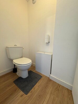 シャワー、タオル