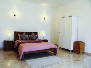 1 bedroom, iron/ironing board, Internet, bed sheets - Coastal Haven Flat - One Bedroom Apartment, Sleeps 2 (As Sifah)