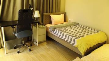 2 chambres, fer et planche Ă repasser, draps fournis