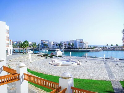 Exclusive Marina View Retreat