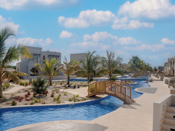 Pool - Serene 1-Bedroom with Pool View (Salalah)