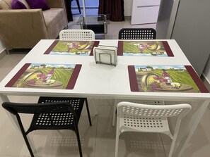 Familieleilighet, byutsikt | Oppholdsområde