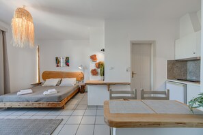 Iron/ironing board, free WiFi, bed sheets - Kalimera studio 3 ,Near beach and all amenities (Adelianos Kampos)