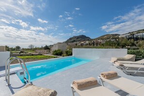 Pool - Mythos villa 8,pool,Walking distance to beach (Damnoni)