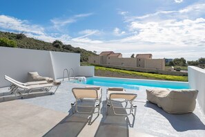 Pool - Mythos villa 9,pool,Walking distance to beach (Damnoni)