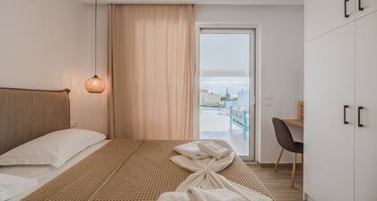 Mythos villa 9,pool,Walking distance to beach