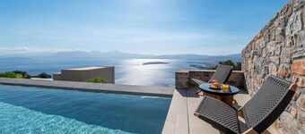 Hellen - MiraView Villas & Residences