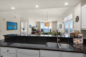 Condo, Multiple Beds (Summerwind Center 1204) | Interior