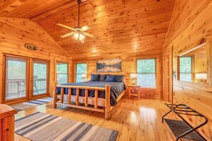 3 chambres, fer et planche à repasser, accès Internet, draps fournis