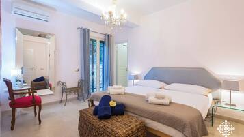 Superior Villa | 9 bedrooms, blackout drapes, soundproofing, iron/ironing board