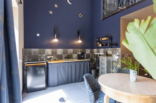 Apartment Maneschijn Delightful sleep in a green location near natural areas.