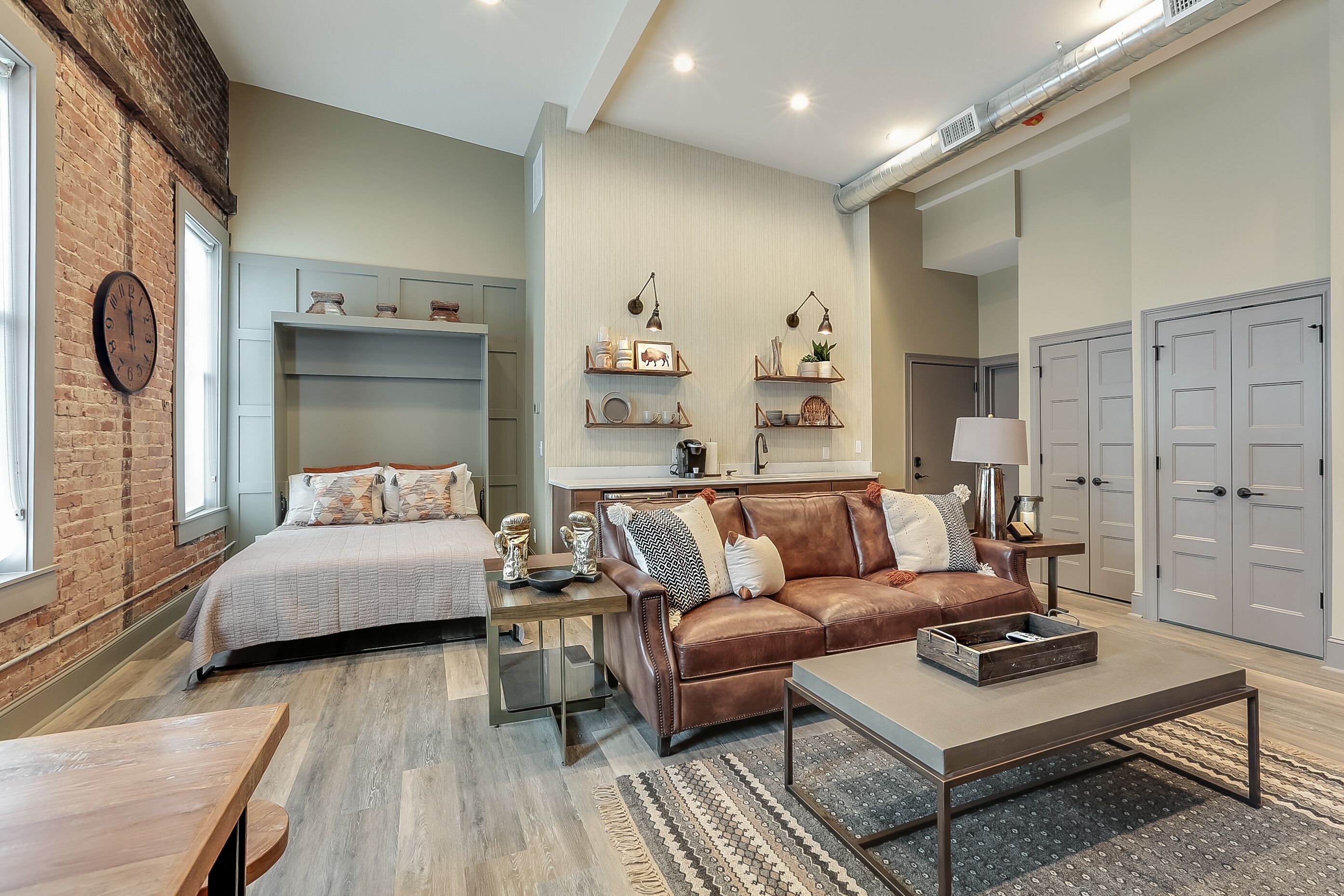 6 chambres, Wi-Fi gratuit, draps fournis