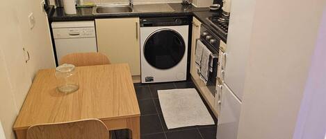 Fridge, microwave, oven, dishwasher