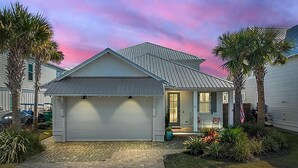 ハウス ベッド (複数台) (Sand Dollar Beach Cottage) | 外観