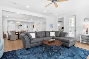 Hus, flere senger (Sand Dollar Beach Cottage) | Oppholdsområde