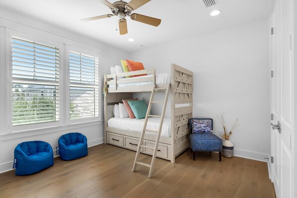 Huis, meerdere bedden (Sand Dollar Beach Cottage)
