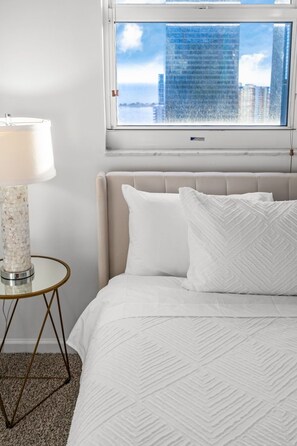 2 chambres, bureau, fer et planche à repasser, Wi-Fi gratuit