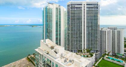 Panoramic Ocean & City Views | Spacious & Stylish | Pool, Gym, Free Parking