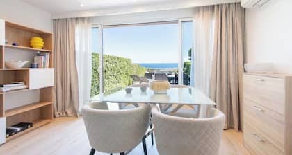 Mazet design sea view 4 guests