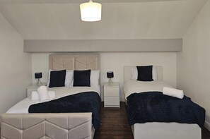 4 bedrooms, iron/ironing board, free WiFi, bed sheets