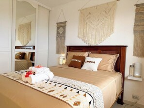 1 bedroom, WiFi, bed sheets
