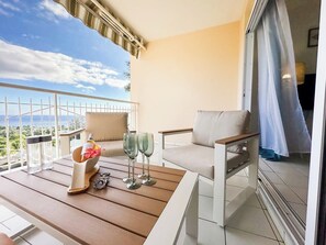 Property grounds - Suite Turoa - View, pool and wifi (Puna'auia)