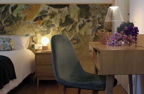 Down comforters, minibar, in-room safe, desk - Nine Rooms Shared (Trento)